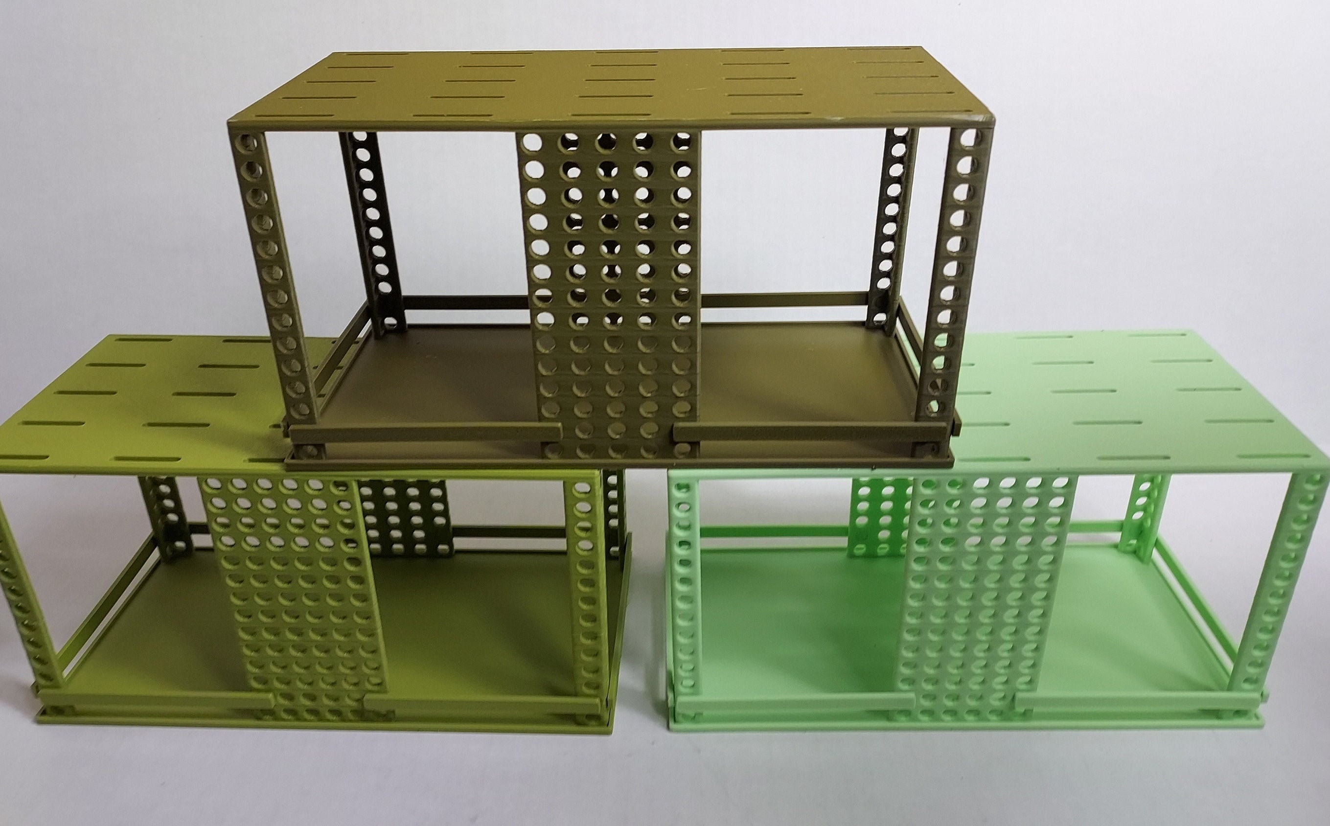 Hermit crab stand climb 8"x4"x4"