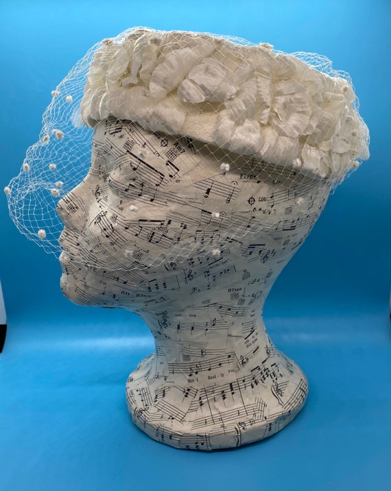 1950’s White Veiled Vintage Pillbox Hat - Vintage