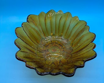 Vintage Indiana Glass Amber Sunflower Bowl, Mid Century Centerpiece Dish, Honey Gold Pressed Glass 1960s
