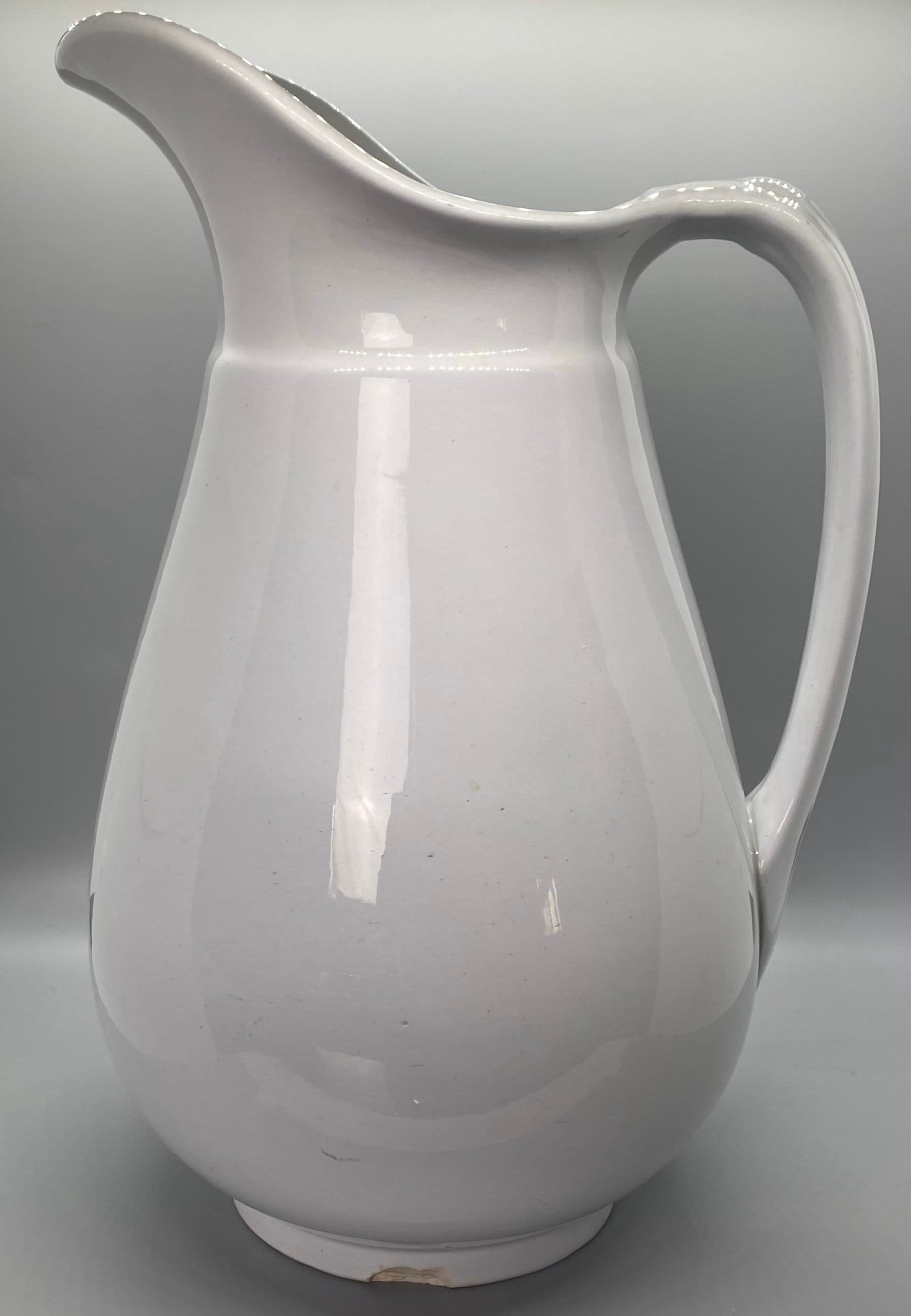 Royal Wedgewood England co semi Porcelain Pitcher campestre.al.gov.br