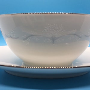 Noritake Whitebrook Gravy Boat -Attached Under-plate -Vintage Noritake