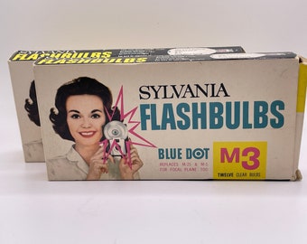 Vintage Sylvania Blue Dot M3 Flashbulb 1 Full Package 1 partial package