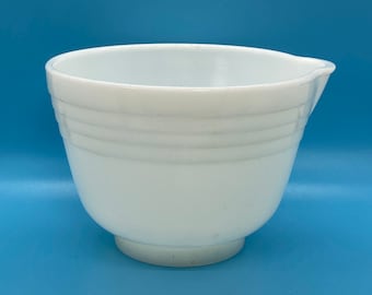 Pyrex Hamilton Beach White Mixing Bowl