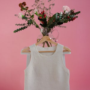 Camiseta sin mangas Whiteshell x Patrón de crochet imagen 2