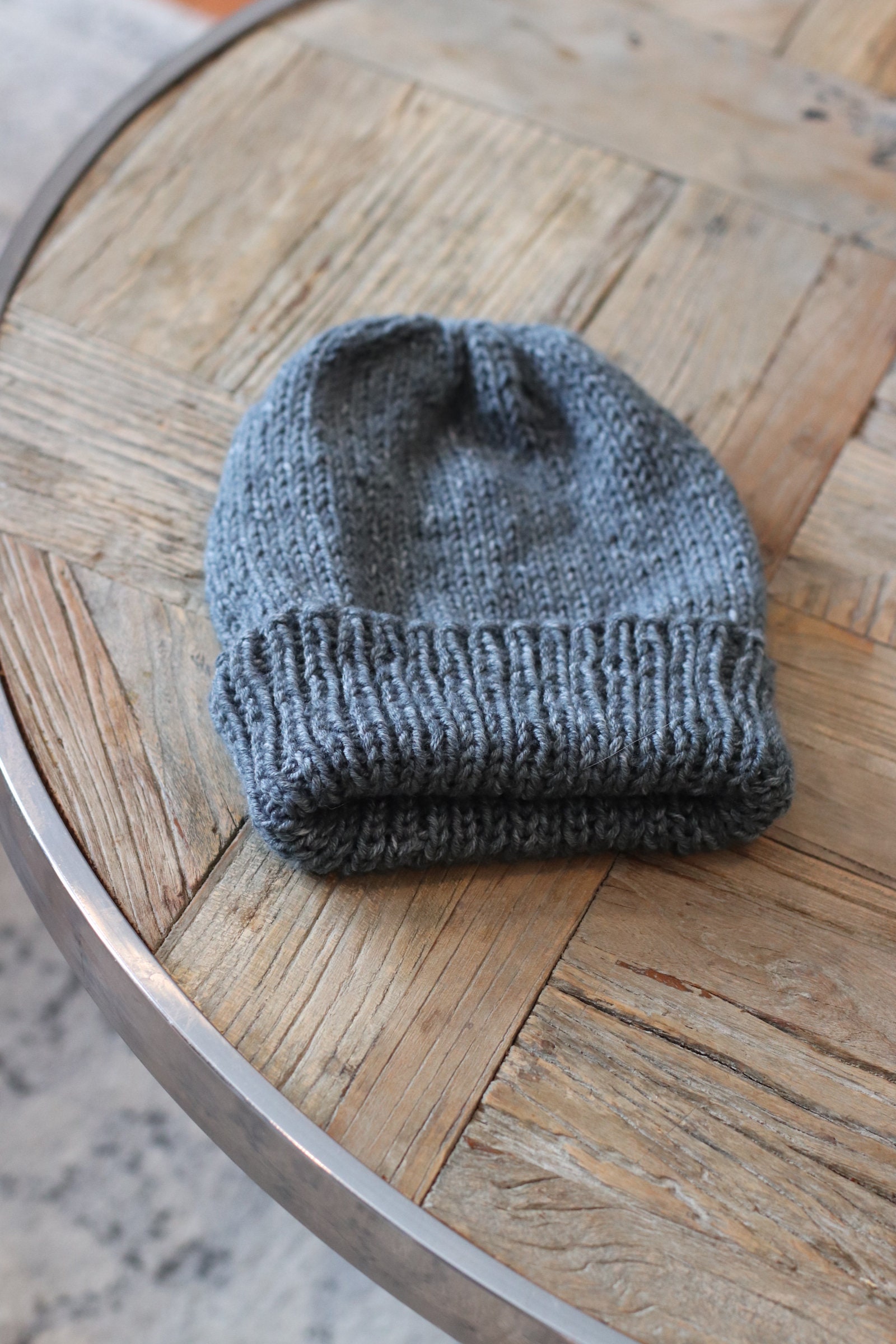 BEGG&CO ALEX BEANIE カシミヤ100%/AShGrey/グレー Begg x Co Alex Cashmere Knitted Beanie Hat in Earth