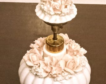 ヴィンテージ風セラミック/磁器製香水瓶2本セット ～ ピンクの花柄