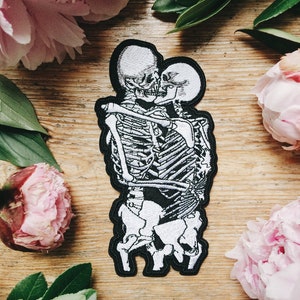 Skeleton Kiss Anatomical Patch: Human Anatomy Love, Embroidery Iron-on Punk Valentines Day Gift