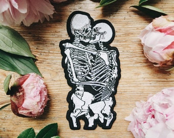 Skeleton Kiss Anatomical Patch: Human Anatomy Love, Embroidery Iron-on Punk Valentines Day Gift