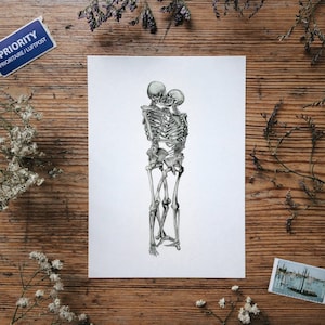Skelett Kuss Postkarte: Anatomie Karte, Liebe für immer, Einzigartige Hochzeit, Kleiner Druck