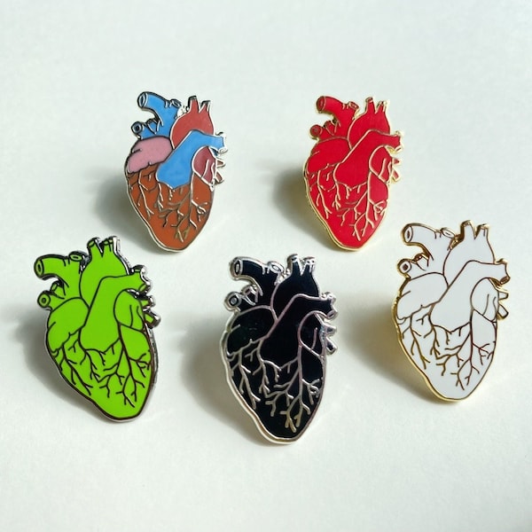 Anatomisches menschliches Herz Emaille Pin Set: Medizinische Anatomie Pin, Valentinstag Krankenschwester Geschenk Doktor Abschluss, Grün Rot Schwarz Weiß