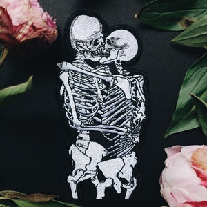 Skeleton Kiss Anatomical Patch: Human Anatomy Love, Embroidery Iron-on Punk Valentines Day Gift image 2