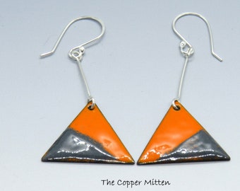 Enamel Dangle Earring