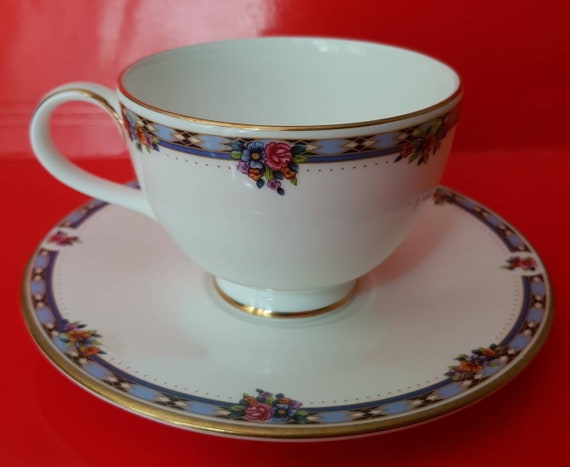 royal doulton tea cup