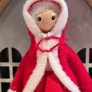 Hand Painted Mrs Clause Clothespin  Figurine - Holiday Decor