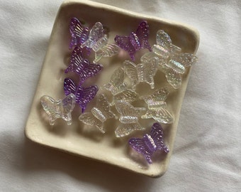 BUTTERFLY BEADS | Purple and white plastic butterfly beads