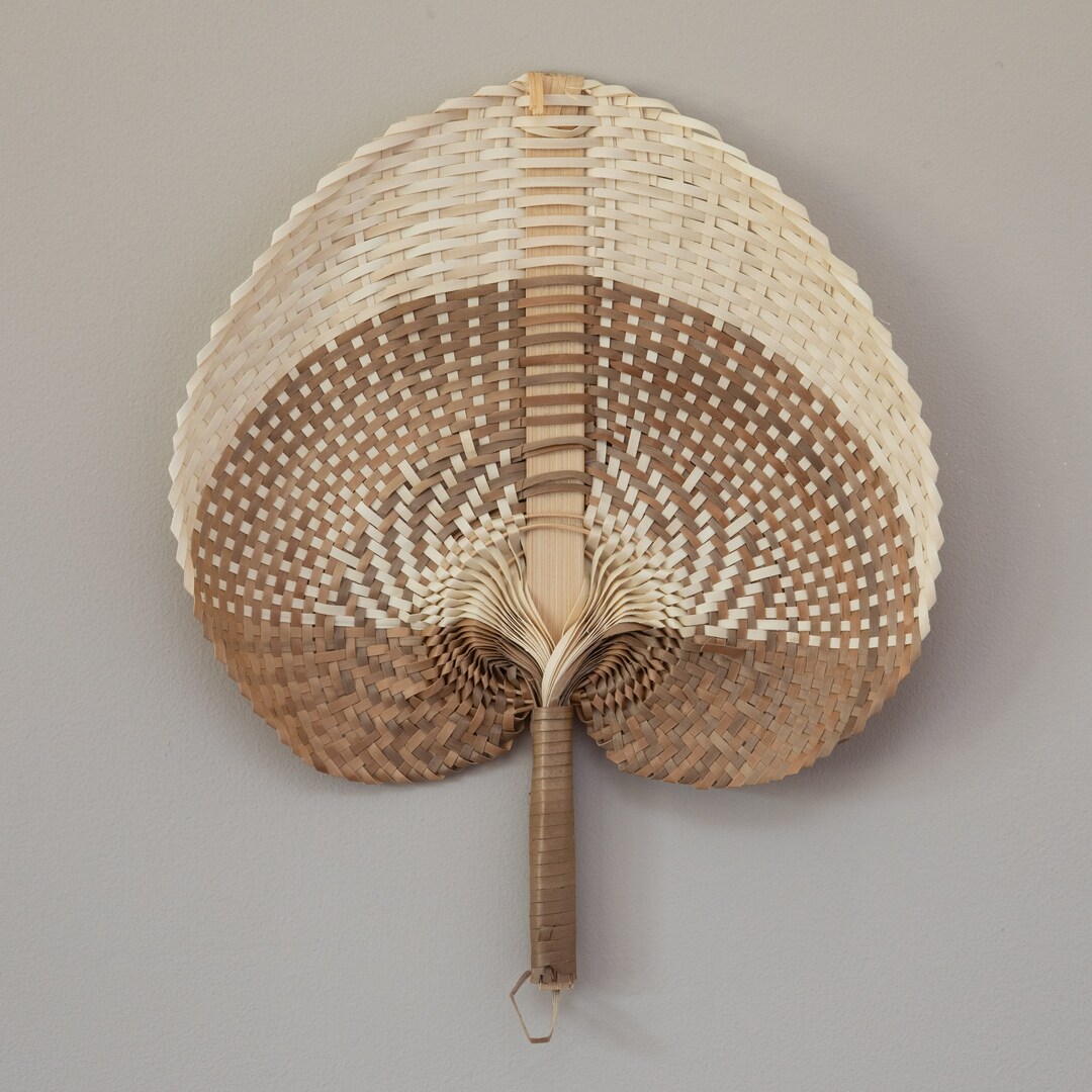 Wicker hand held fans discount