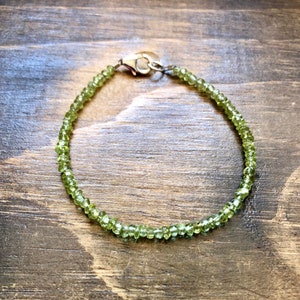 Peridot & sterling Silver beaded bracelet, August birthstone, birthstone bracelet, gifts for women mom sister friend wife, ankle bracelet