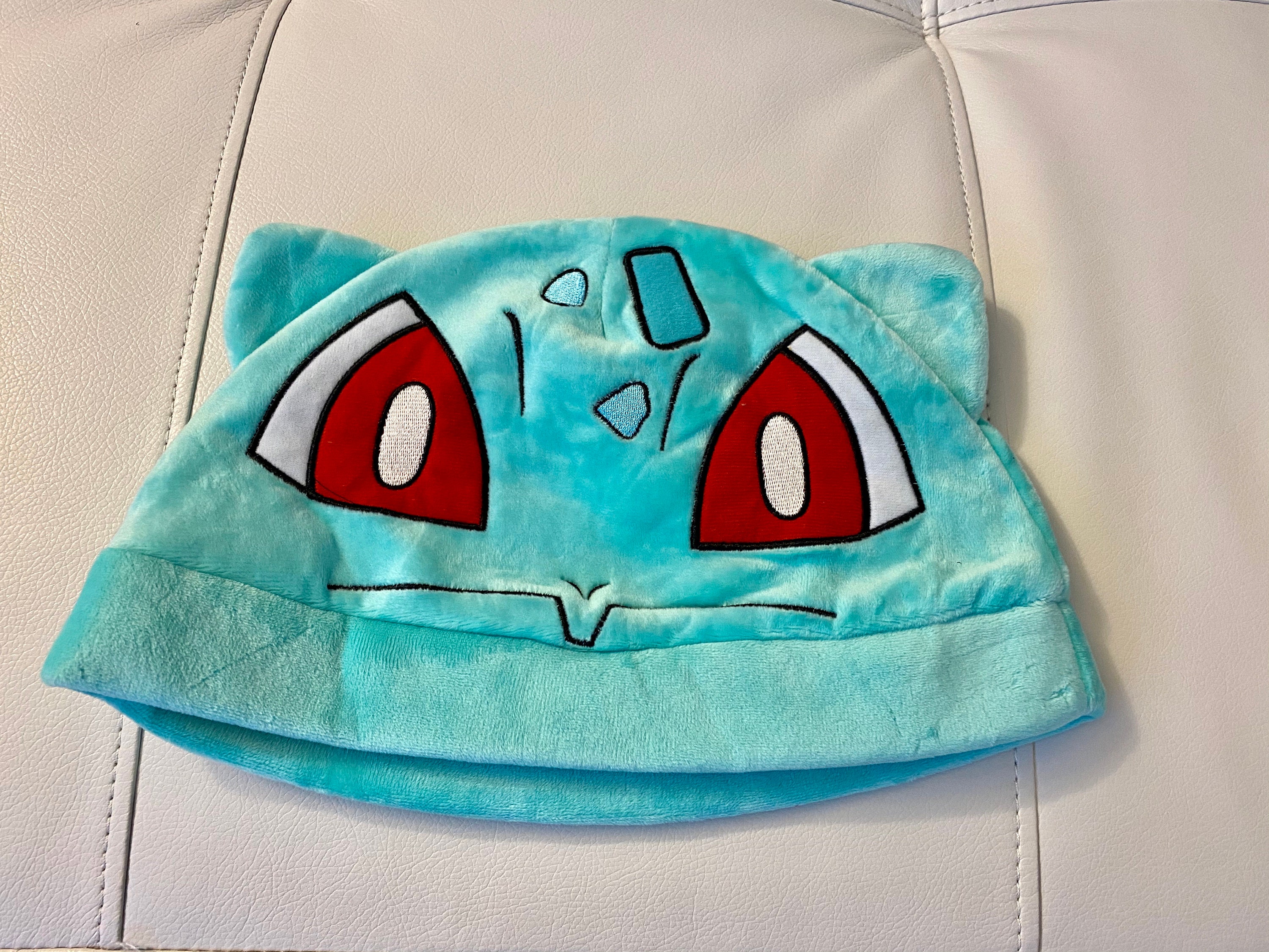 Cappello Bulbasaur Firmato dal doppiatore Pokemon Tara Sands | Etsy Italia