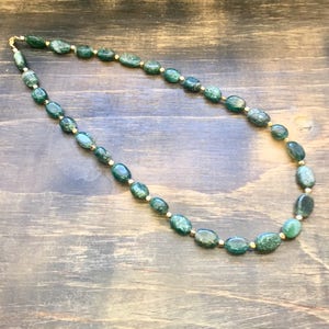 17.5&quot; long Aventurine and Gold Beaded Necklace, beaded necklace, gifts for women mom sister best friend wife girlfriend