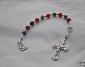 Red & Green Christmas Rosary With Carnelian and Moss Agate Beads, Silver Ornament Bead, and Holy Family Nativity Medal