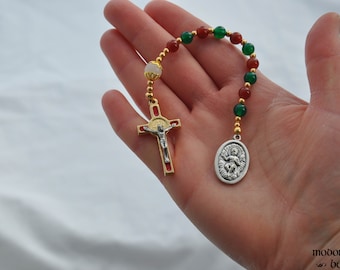Christmas 1-Decade Rosary With Red and Green Beads and Nativity/Sacred Heart Medal