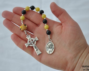 St. Modomnoc 1-Decade Rosary With Beehive Bead, Yellow and Black Marble Beads, and Celtic Crucifix