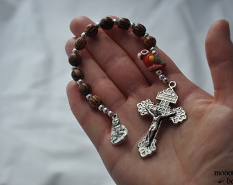 Fun St. Francis Patron Saint of Animals One-Decade Rosary With Parrot/Macaw Bead and Palm Wood Beads