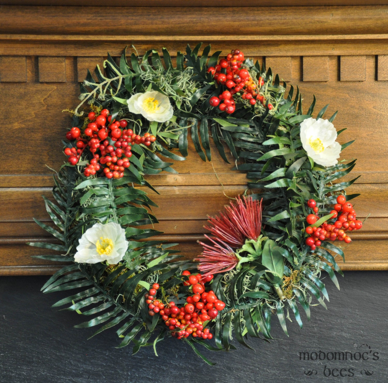 Large New Zealand Christmas Wreath Featuring Pohutukawa, Silver Fern, Karamu Berries, Swamp 