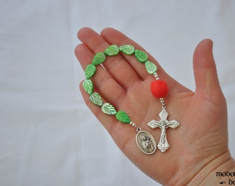 St. Therese of Lisieux Patron Saint of Gardening and Florists 1-Decade Rosary With Red Tulip Bead and Green Leaf Beads