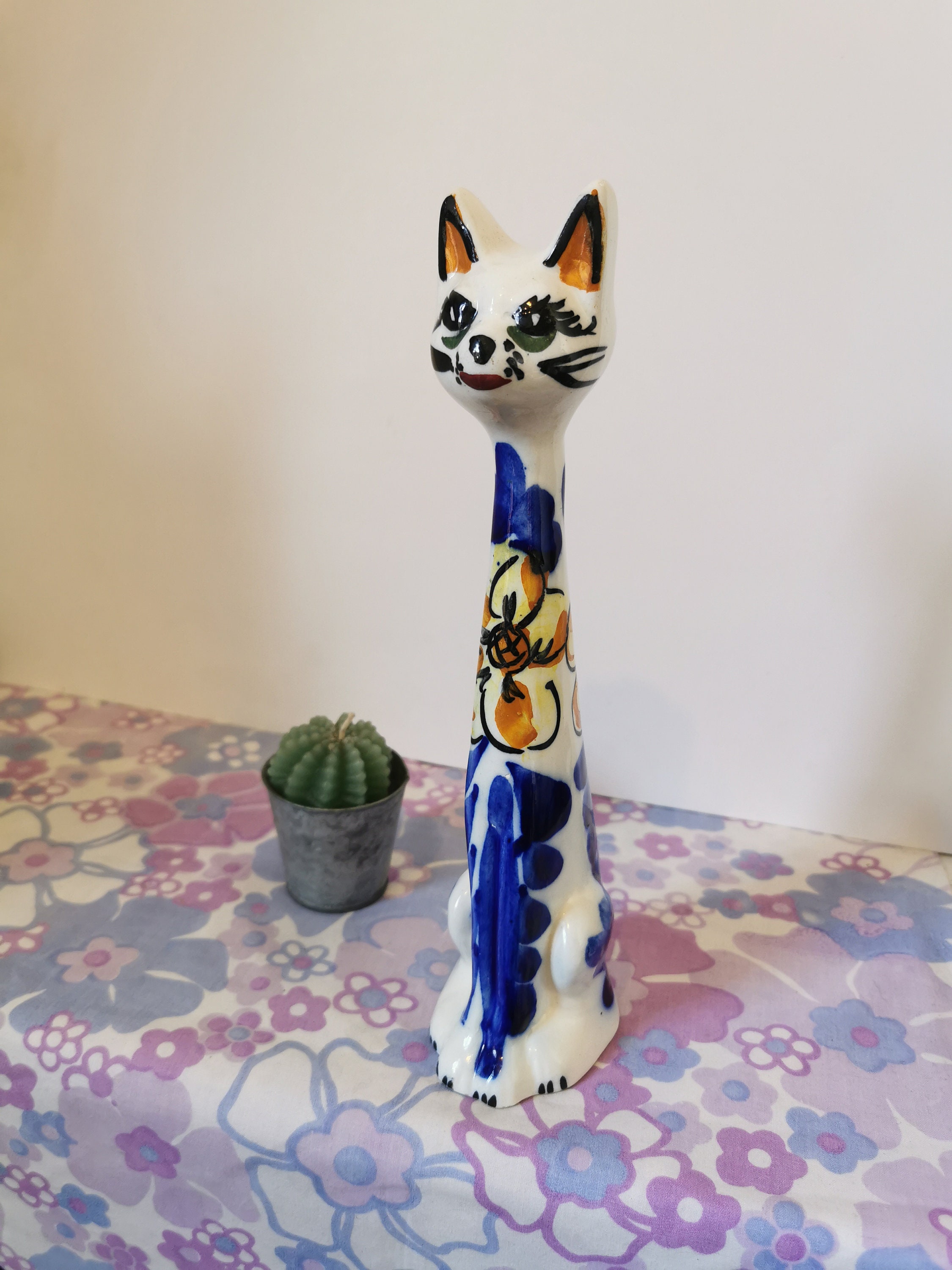 Vintage Midcentury Kitsch Floral Tall Neck Handpainted Cat.tall