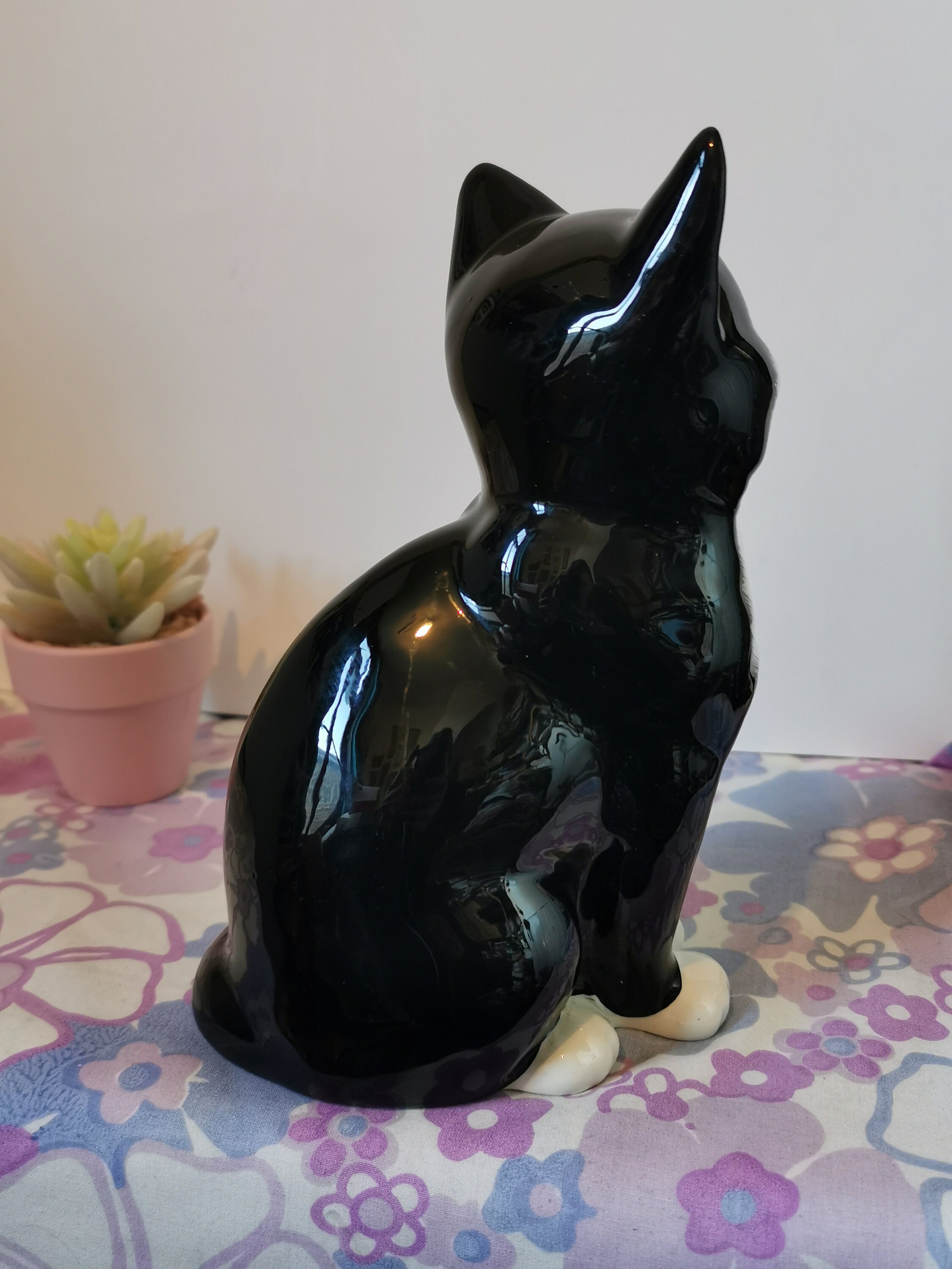 Gorgeous TUXEDO CAT Vintage FIGURINE by Just Cats & Co, Large Ceramic Black  and White Cat Ornament, Glass Eyes, Crazy Cat Lady Home Decor -  UK