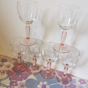 Vintage Mid Century pink stem sherry, liquor, aperitif drinking glasses. Midcentury barware, party glass set of 6 small glasses, Drinkware.