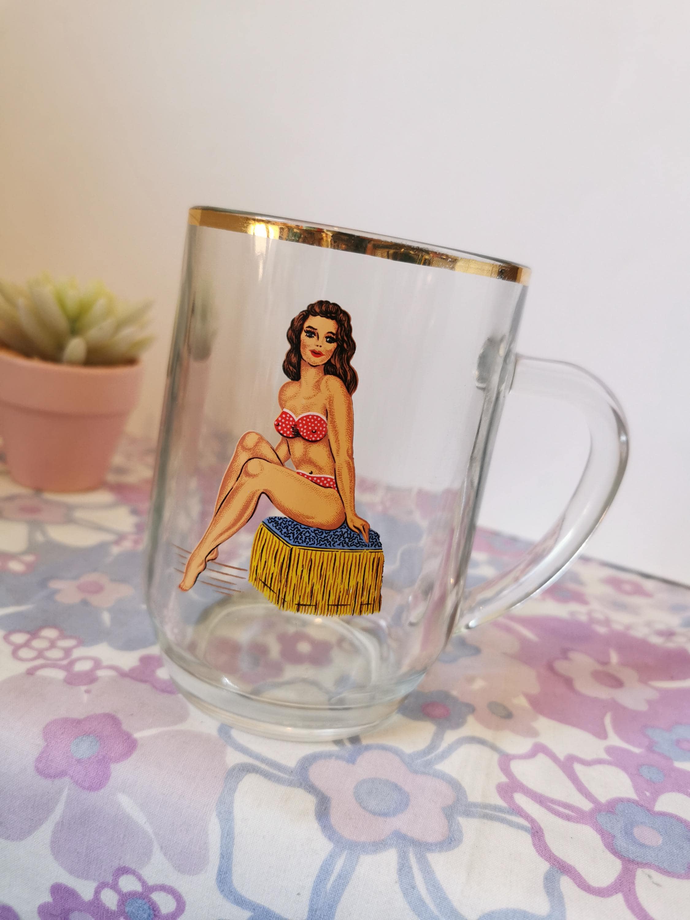 ピンナップガール イラスト コップ 4個セット ヴィンテージ Pin up