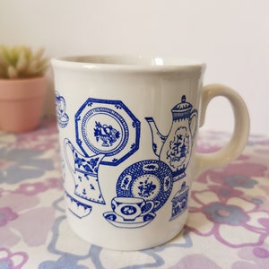 Vintage Tams Staffordshire Blue and white Mug. Beautiful classic blue and white crockery design mug, tea cup, vintage home, tea lover, gift.