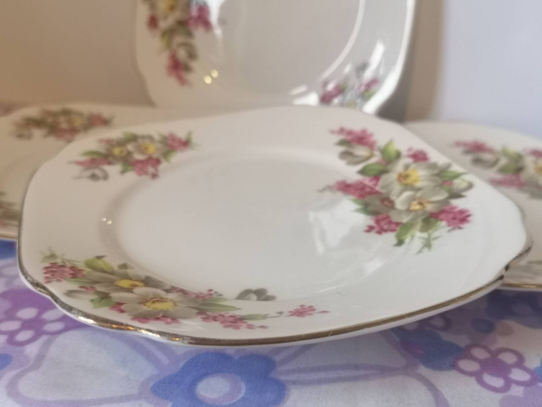 Vintage 1940s Bell Fine Bone China Tea Plates Side Plates. - Etsy