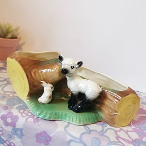 Vintage Hornsea Pottery lamb planter, posy vase. Mid Century Kitsch, cute home decor gift. Rabbit and lamb, vintage Pottery homewares.