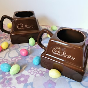 Vintage Cadburys chocolate Square mugs. Cadburys hot chocolate chunk mugs. Vintage, retro nostalgic drinking chocolate mugs gift.