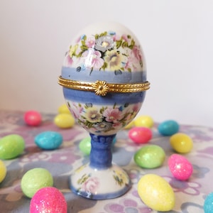 Vintage Porcelain egg shaped trinket box. floral egg shape, pedestal, footed, hinged lid trinket box. Vintage spring easter home decor gift.