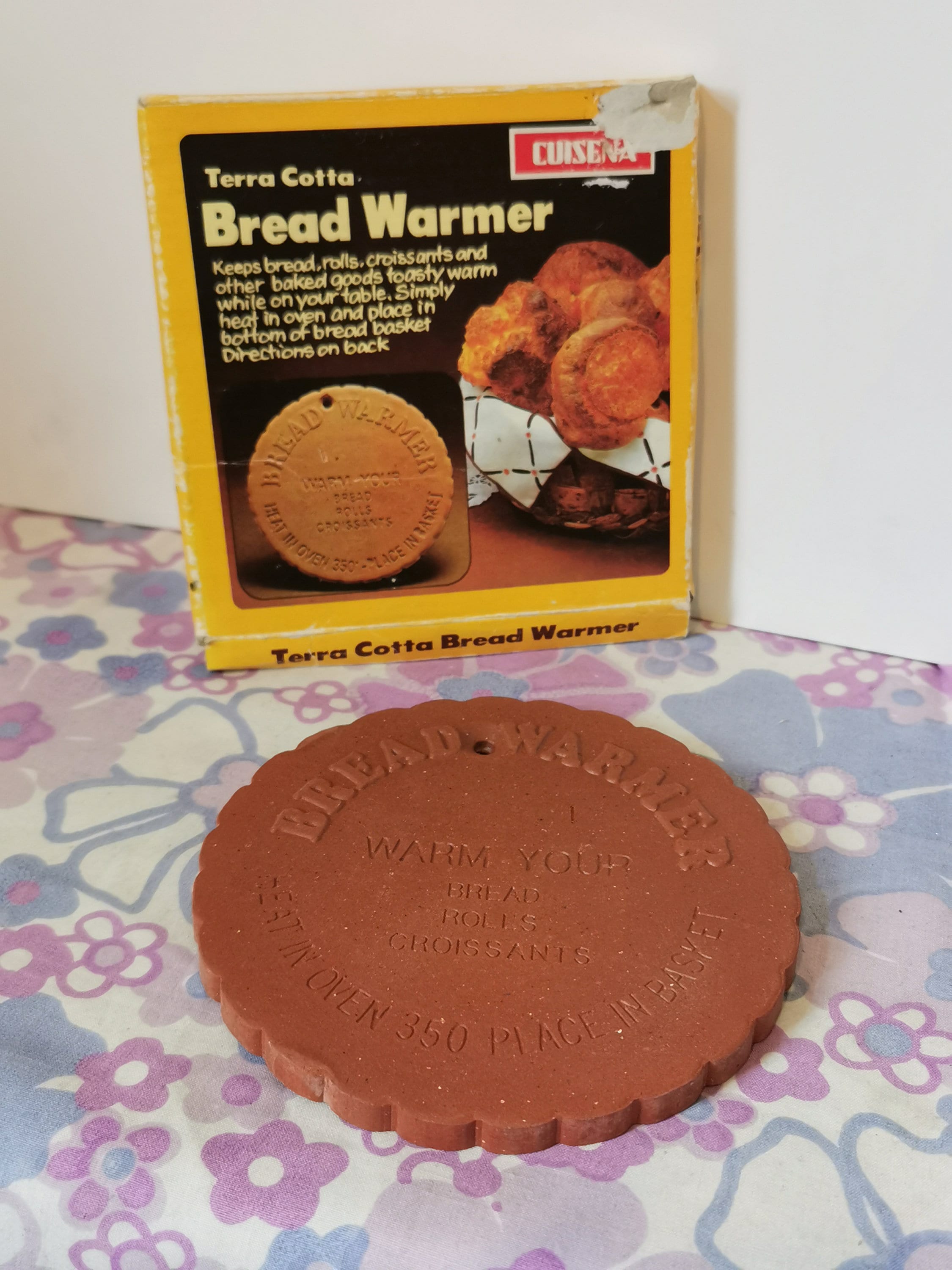Vintage Round Terracotta Bread Warmer. Vintage Clay Basket, Food