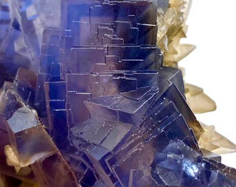 パキスタン産、573グラムの天然階段状立方蛍石標本 - Etsy 日本