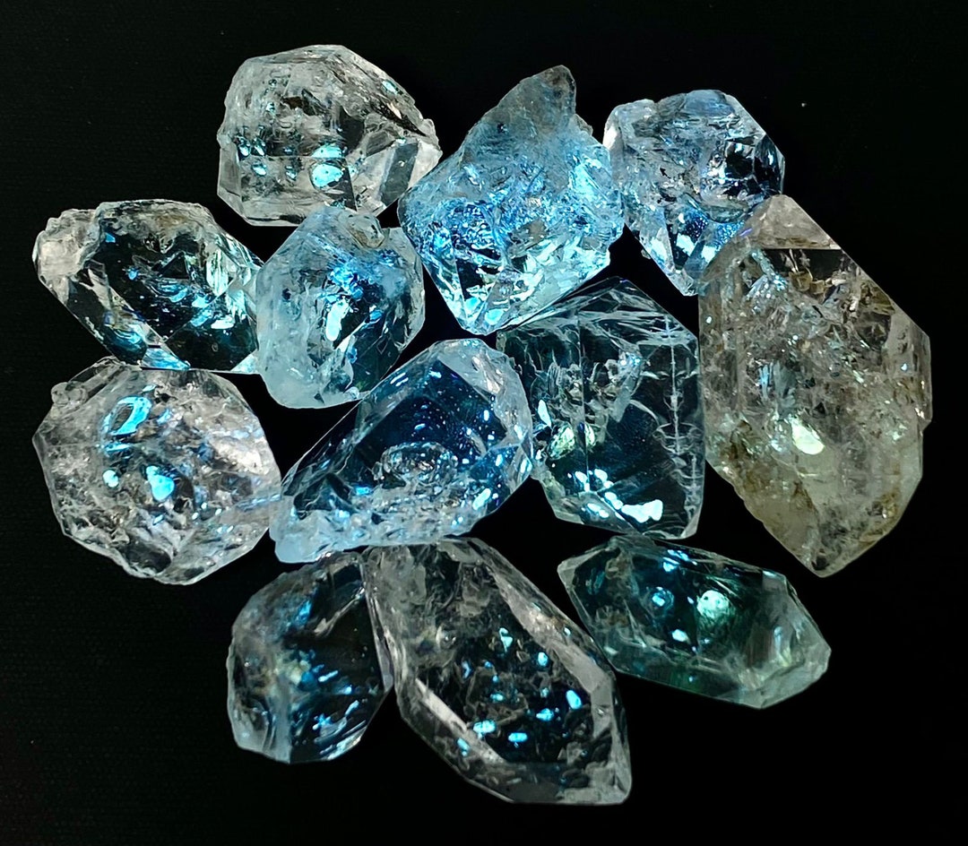 126 Cts Extremely Ultra Rarest Quartz Crystals Lotpakistan Etsy