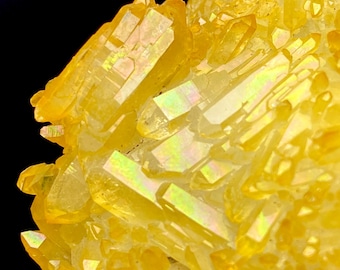 Iridescent Quartz With Iron Oxide Coating 235 Ct – Natural Stone, Healing Crystal, Unique Gemstone Home Decor & Jewelry Making