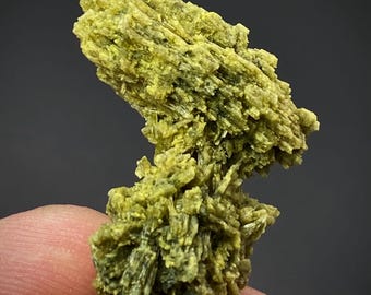 34 CTs Natural Rarest Unique Shape Epidote SpecimenFrom Kharan, Pakistan