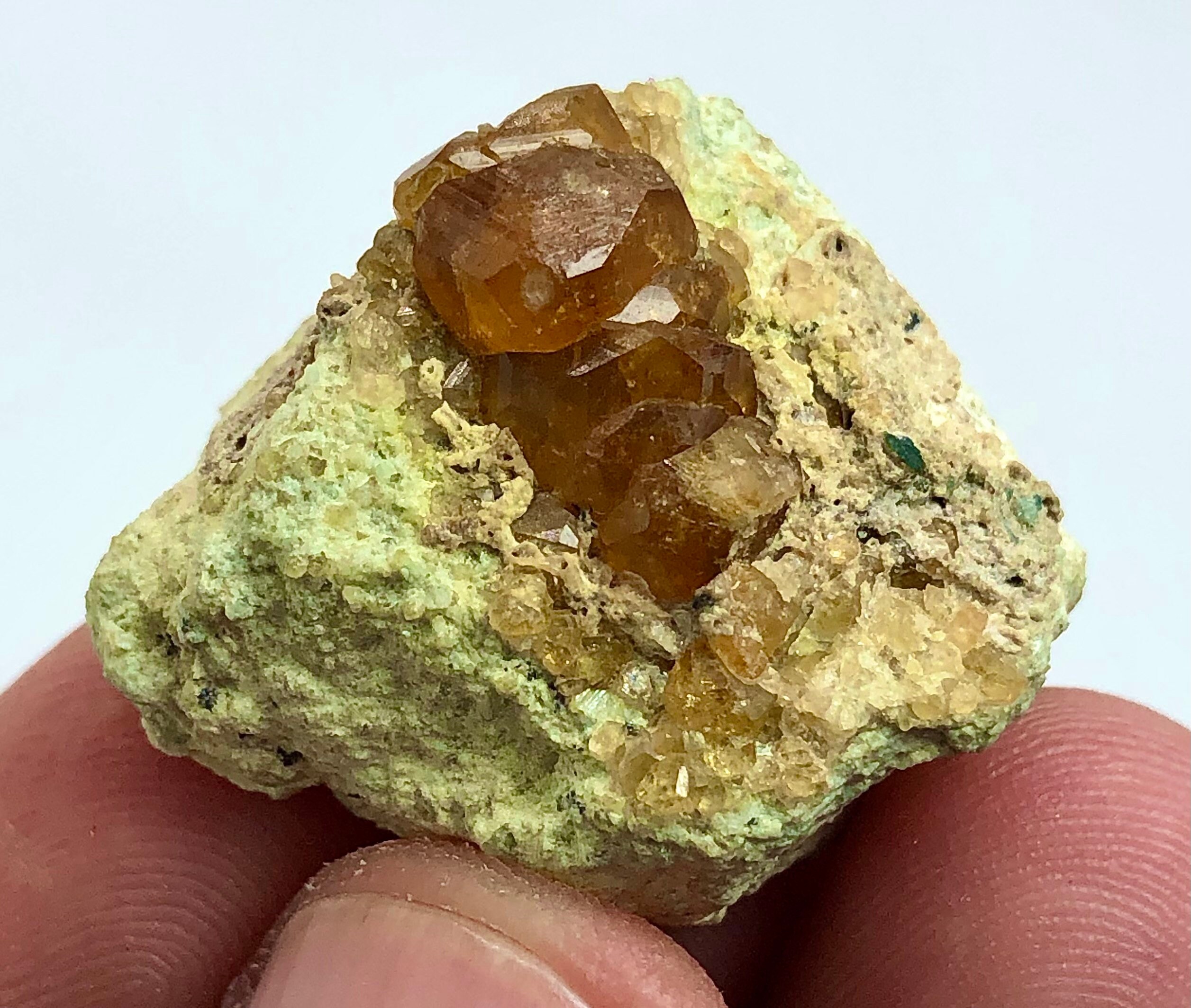 専用ページ パキスタン産 パーガサイト原石 パキスタン産 フックサイトインクォーツの原石 4.3g - cute stone -