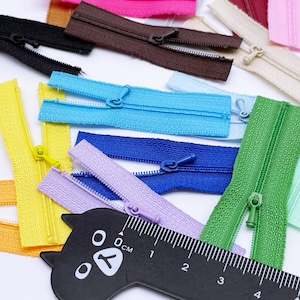 W023 Extra Small Zipper Puller 6CM Zipper Mini Tiny Super Small Zipper Doll Sewing Craft Doll Clothes Making Sewing Supply