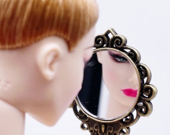 D002 Retro Vintage Style Mirror Doll Miniature Charm Dollhouse Display Blythe BJD Momoko Poppy Parker Fashion Royalty