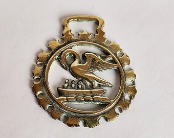 Vintage Horse Brass Bird Nest Feeding Medallion, Retro Brass Horse Badge Bird Home Decor, Old Collectible Brass Wall Decor - England  60s