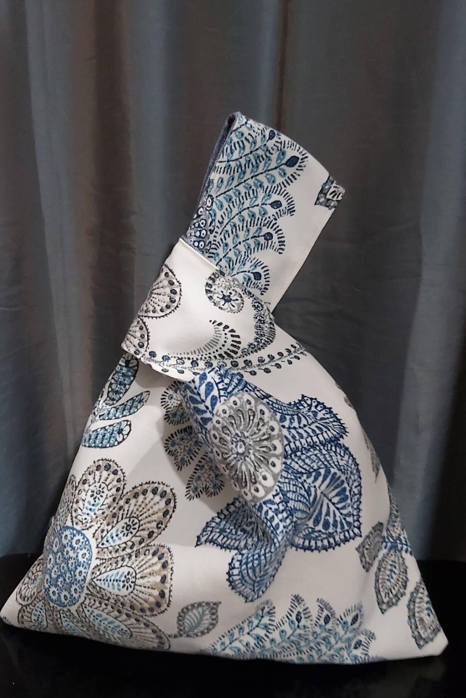 Blue Swirl Knot Bag main image 0