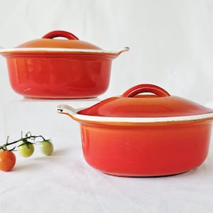 1950s Flame Cocotte Pair Two Small Lidded Oval Pots 2 Cups Vintage Descoware Le Creuset Cast Iron Enameled Cast Iron French Cookware