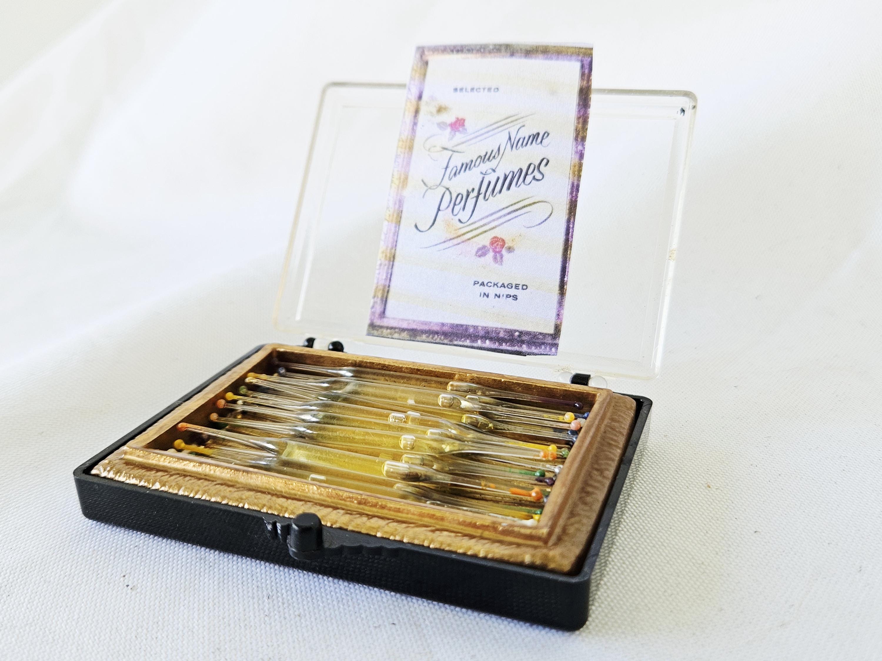 Schiaparelli perfume - Etsy 日本